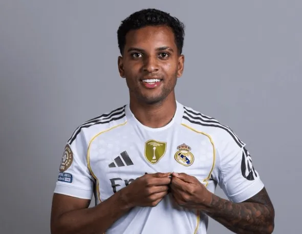 科贝：罗德里戈腿筋不适，可能缺席皇马vs巴萨西超杯决赛