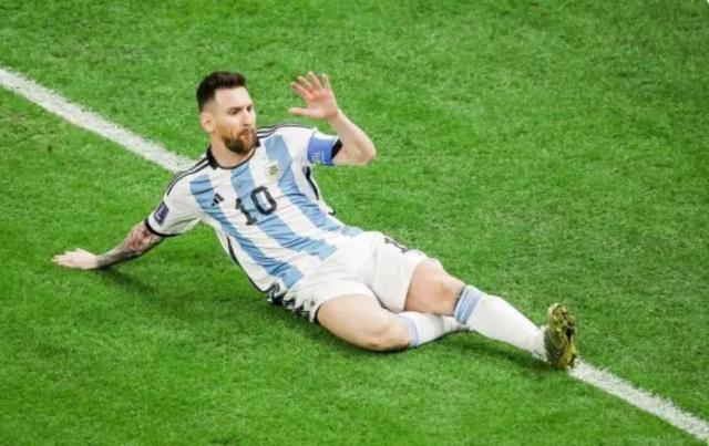 开云体育入口-诸神黄昏终结梅罗之争 新王竞赛姆巴佩难寻对手？