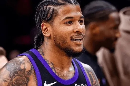 开云体育入口-火记：格林在火箭曾是“铁人”，而本赛季他几乎完全缺席