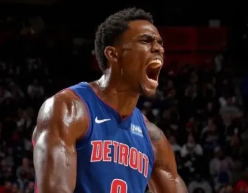 开云体育在线-活塞记者：杰伦-杜伦因右膝酸痛本场比赛不会回归