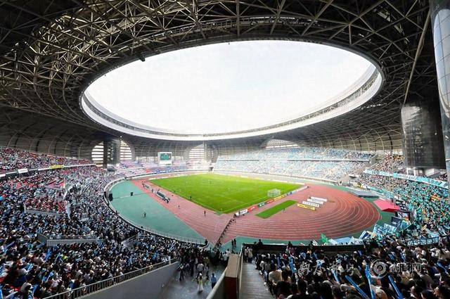 开云体育在线-21635人的心跳，与湖州队同频——“吴越杯”湖州主场首战侧记|杭州|浙江省城市足球联赛|球迷|看台|折页_新浪体育_新浪新闻